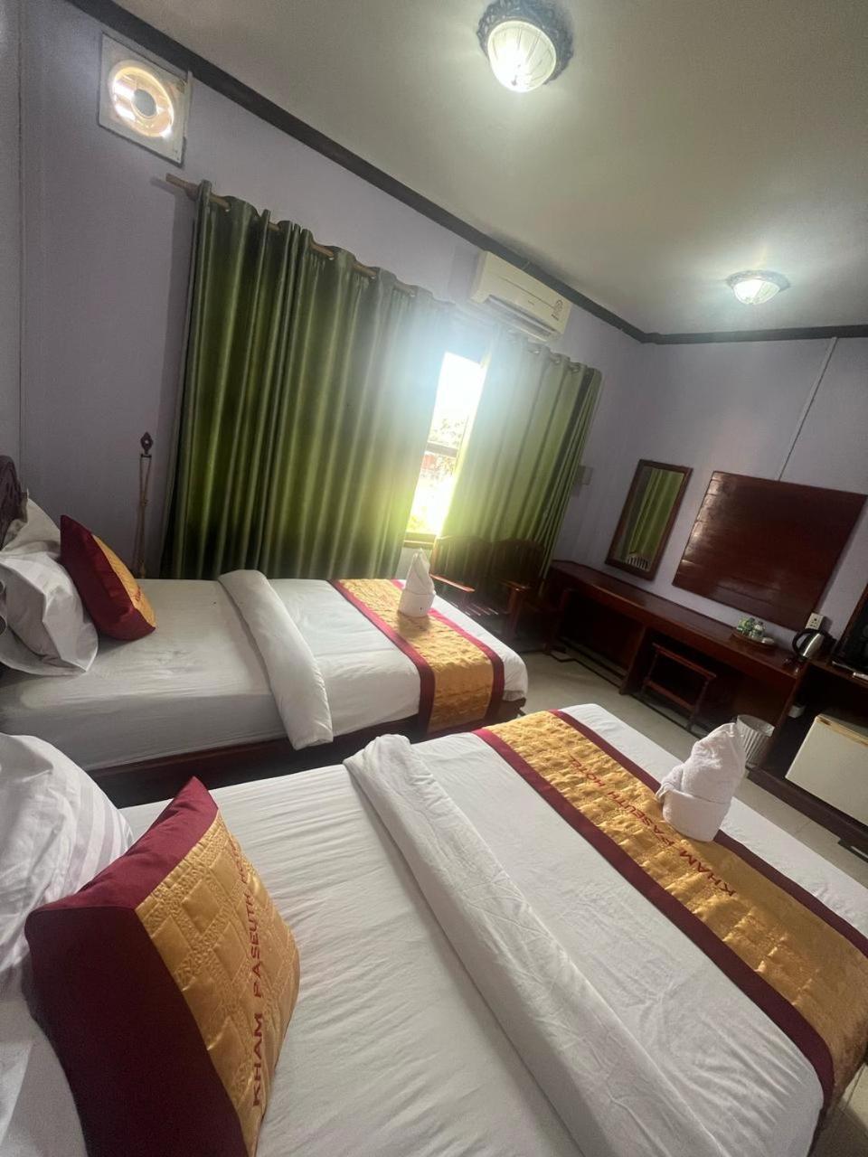 Khampaseuth Hotel Vang Vieng Esterno foto