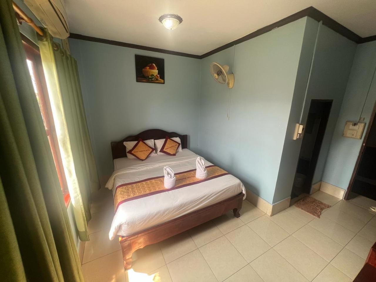 Khampaseuth Hotel Vang Vieng Esterno foto